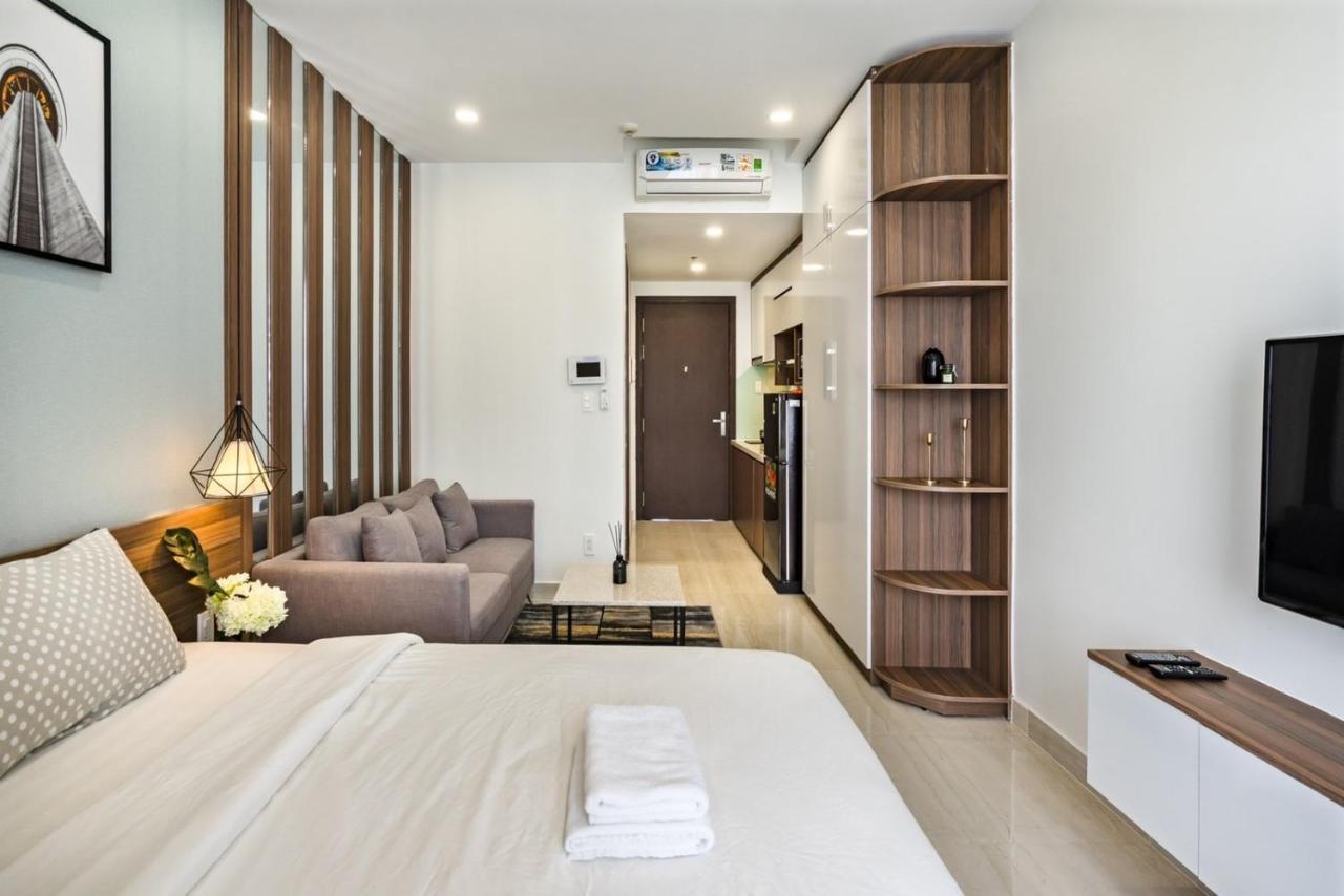Zo Apartment Rivergate Center Хошимин Экстерьер фото